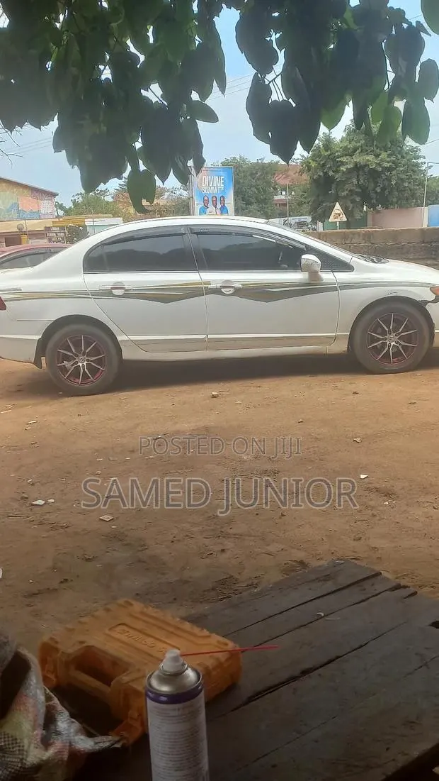 Honda Civic 1.8 Sport 2006 White · Photo 1
