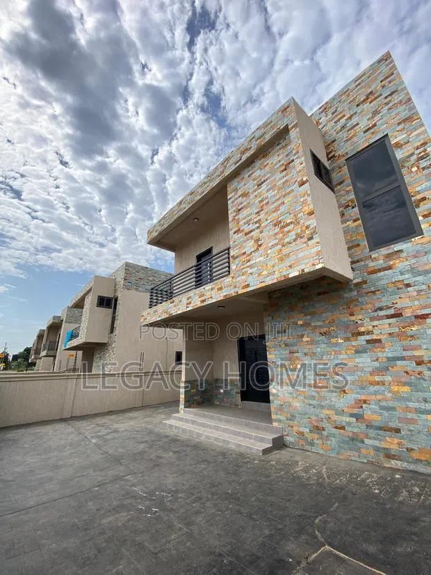 4bdrm House in Pillar 2 for sale