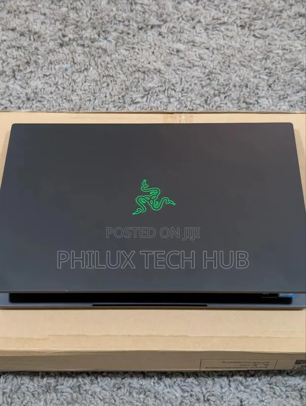 Laptop Razer Blade 24GB Intel Core I7 SSD 512GB · Photo 1