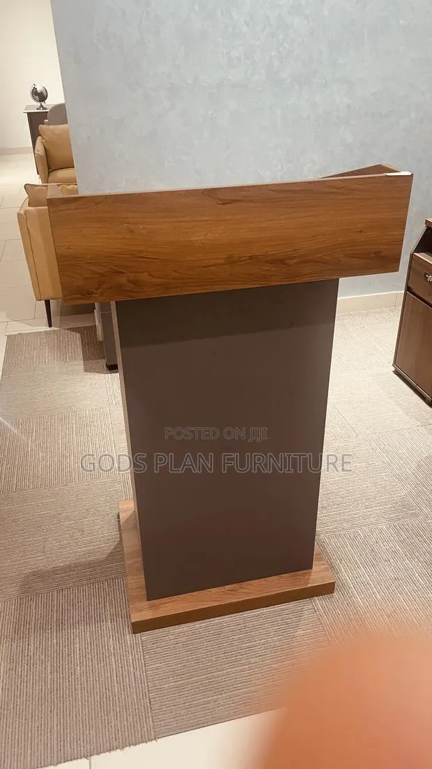 Wooden Pulpit/ Podium ( Oc -1) · Photo 1