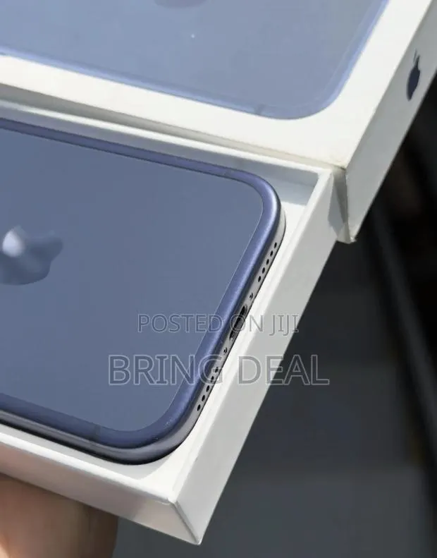 Apple iPhone 17 Pro 256 GB Blue · Photo 1