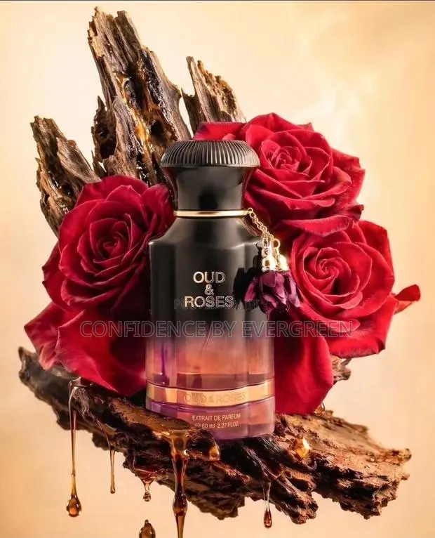 Oud and Roses · Photo 1