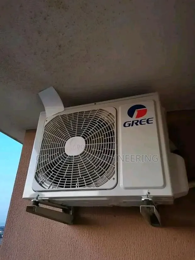 Aircondition Installation · Photo 1