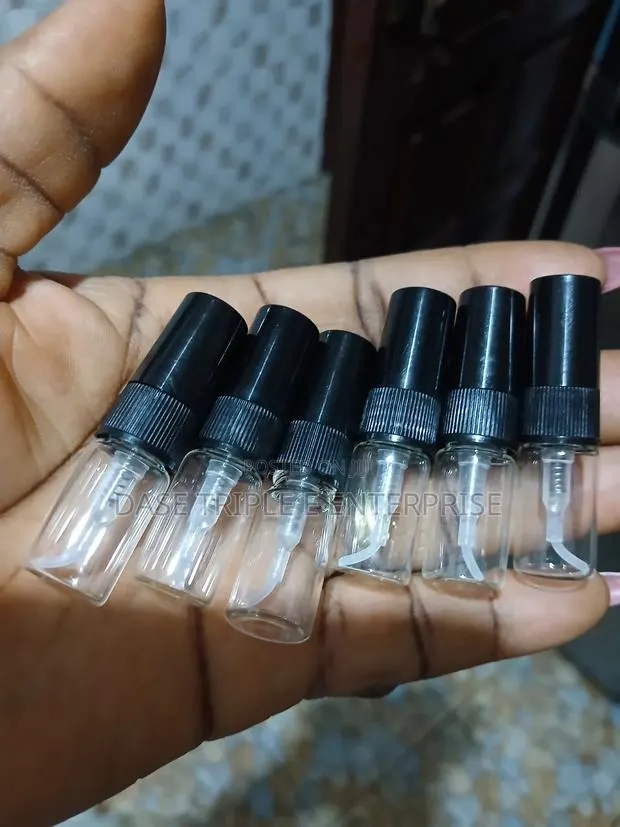 2ml Spray Sample Bottle · Photo 2