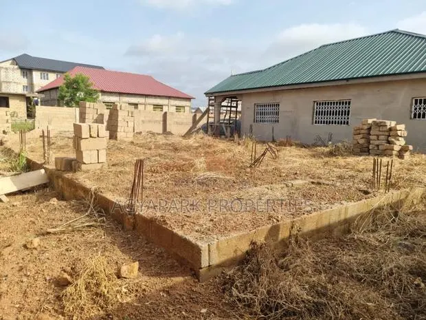 2bdrm House in Kutunse, Amasaman for sale · Photo 1