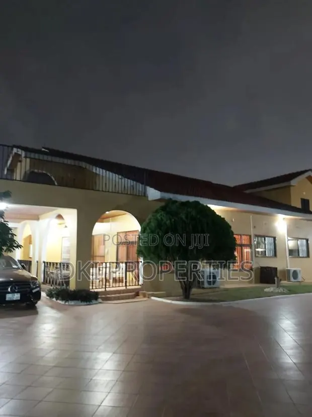 5bdrm House in Dki Properties, West Legon for sale · Photo 1