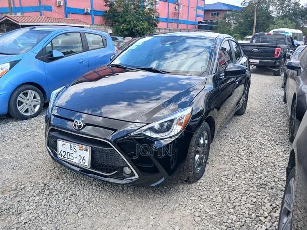 Toyota Yaris iA 1.5 FWD 2019 Black · Photo 1