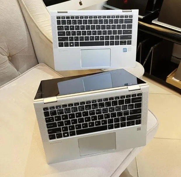Laptop HP EliteBook 1030 8GB Intel Core I5 SSD 256GB · Photo 1