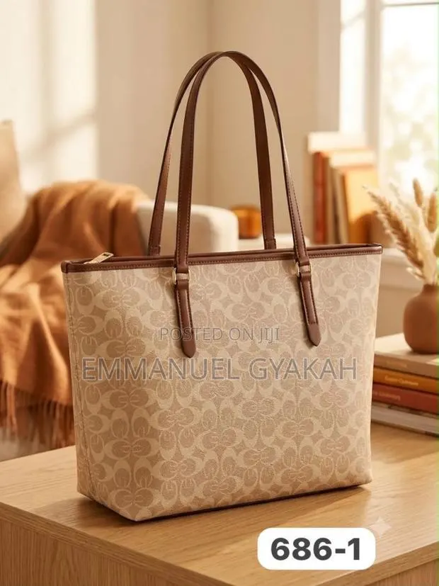 Quality Ladies Handbags · Photo 1