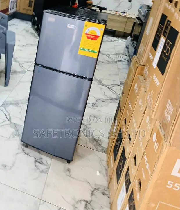 Frost-Line Nasf2-13fl Top Mount 112 Liters Nasco Fridge · Photo 1