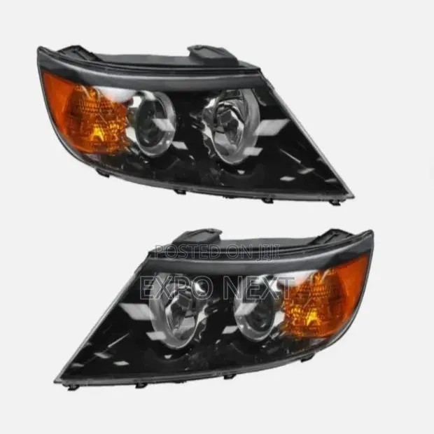 KIA Sorento 2009-2011 Head Lights · Photo 1