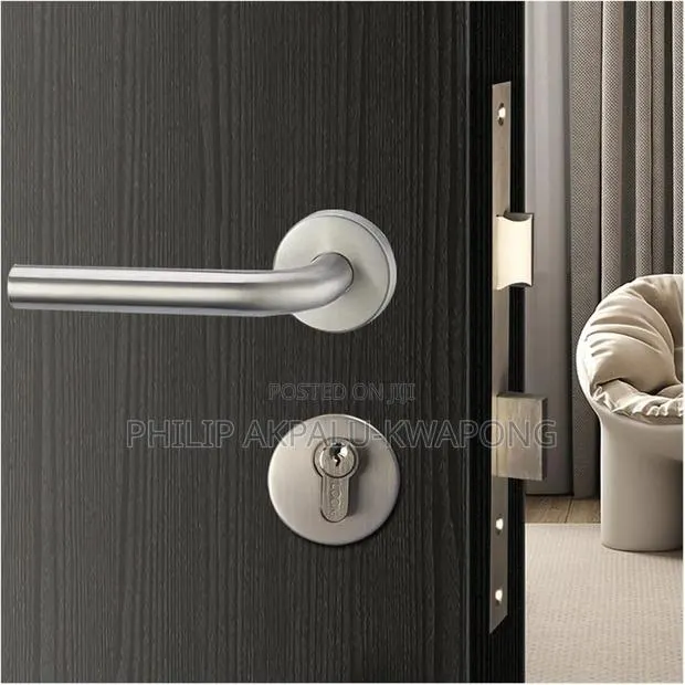 Door Lock 304 Stainless Steel Arc Rosette Style · Photo 1