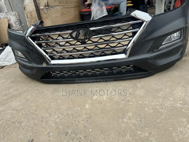 Hyundai Tucson 2019-200 Front Bumper Complete · Photo 1