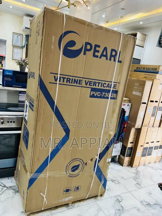 Classic Design Pearl 2 Door Beverage Cooler(610liters) Pvc—730-2b · Photo 1
