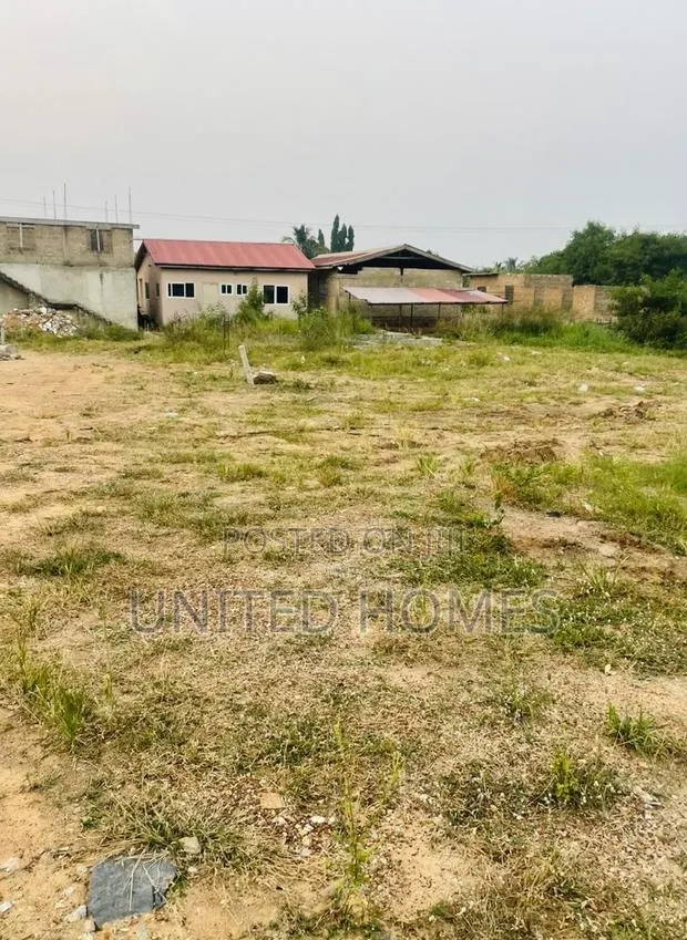 Ablekuma Half Plot for Sale · Photo 1