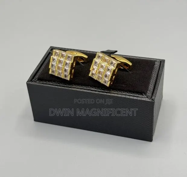 Foreign Cufflinks · Photo 1
