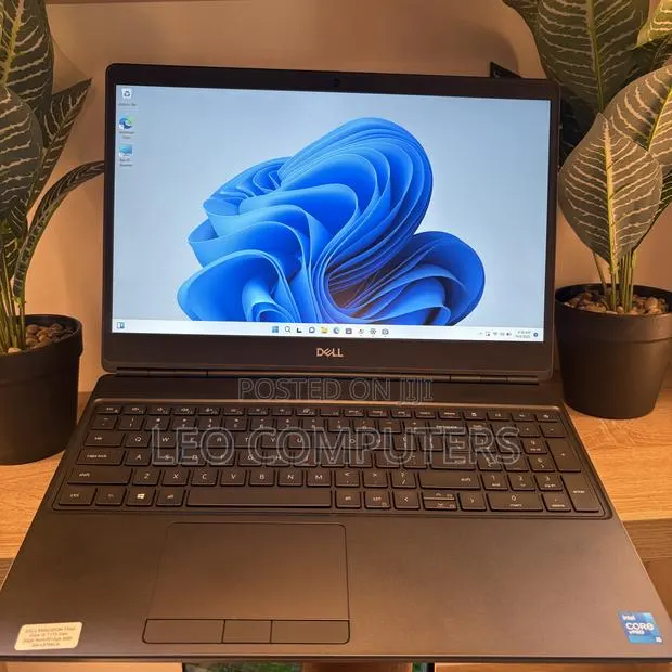 Laptop Dell Precision 7560 32GB Intel Core i5 SSD 512GB · Photo 1