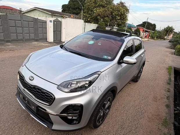 Kia Sportage Nightfall 2022 Silver · Photo 1