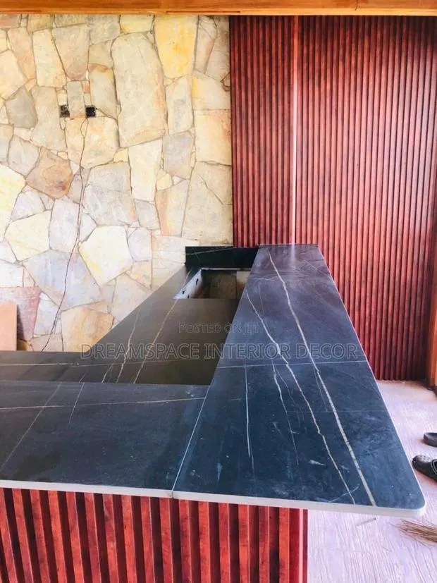 Modern Kitchen Worktops(Countertops) With Sintered Stone · Photo 1