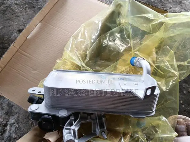 F30 F10 Oil Coolant · Photo 1