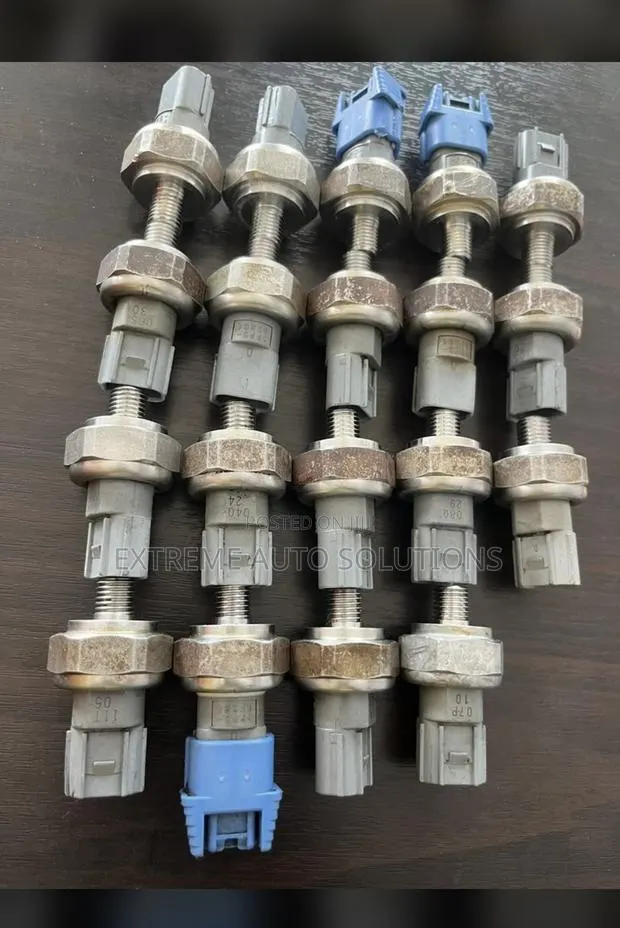 Gearbox Pressure Sensors for Honda · Photo 1