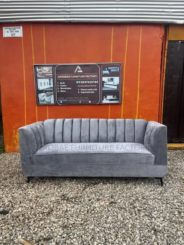 Elegant 3in1 Sofa With Class · Photo 1