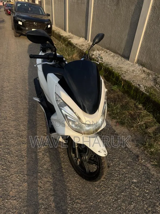 Honda 2021 White · Photo 4