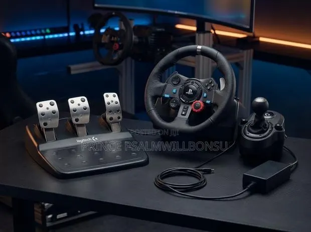 Logitech Steering Wheels · Photo 1