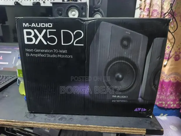M Audio Bx5 D2 Studio Monitors · Photo 3
