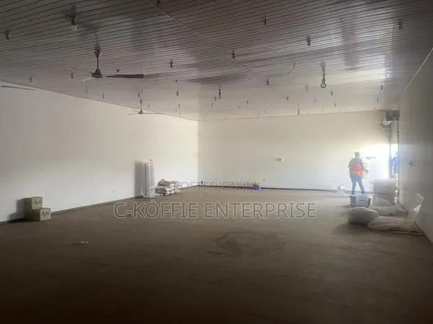 1300sqm Warehouse at Accra Central for Rent · Photo 1