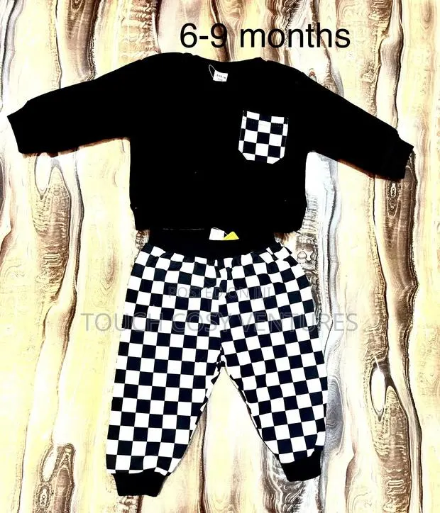 Baby Sport Top and Joggings · Photo 1