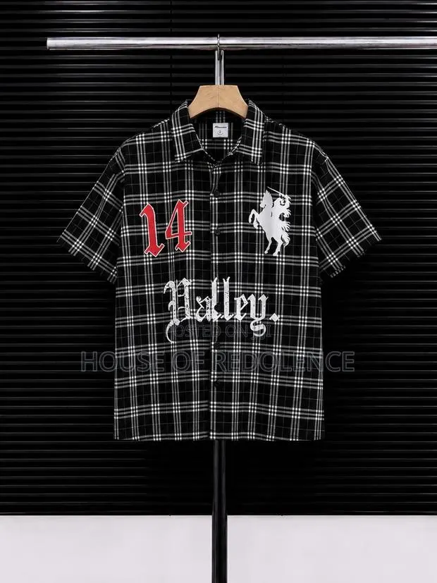 Quality Button Up Shirt · Photo 1