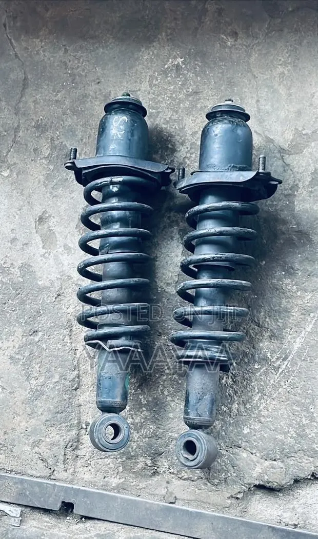 Toyota Corolla Back Shocks · Photo 1