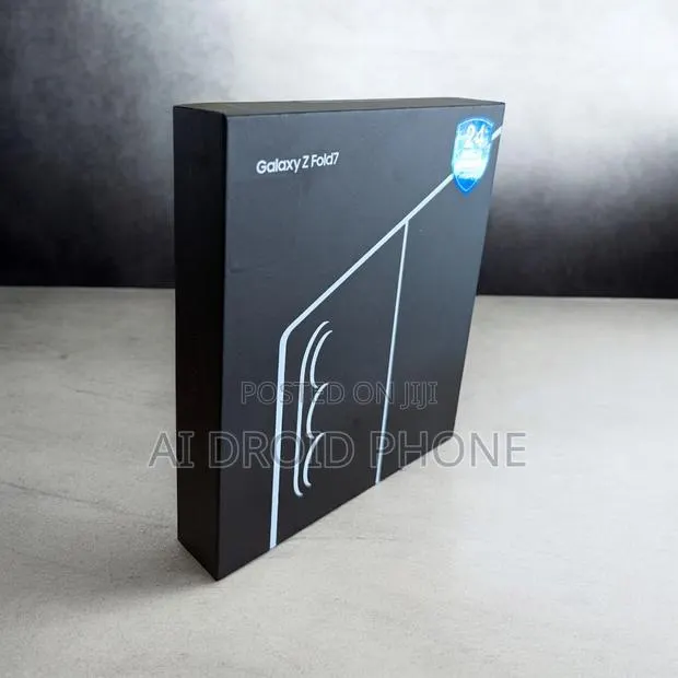 New Samsung Galaxy Z Fold7 256 GB Black · Photo 3