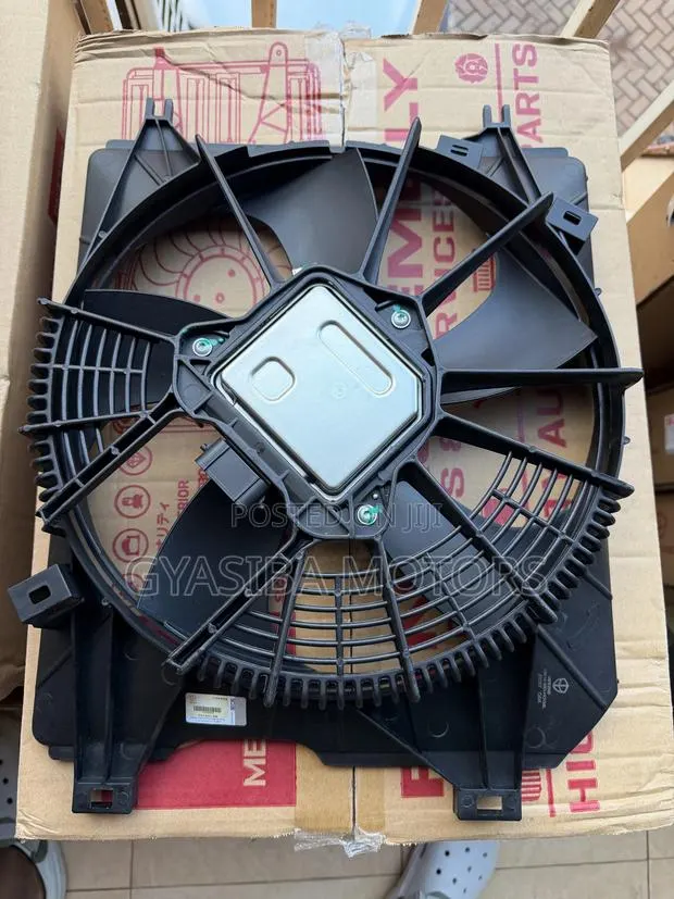 Honda CRV 2023 - 2025 Hybrid a/C Fan · Photo 2