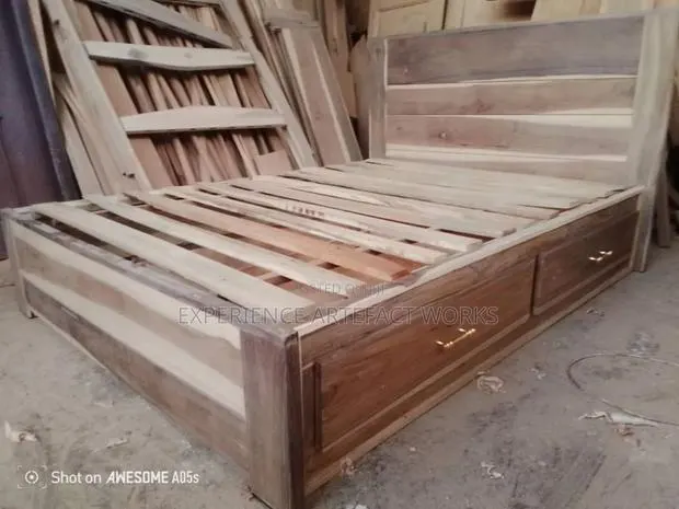 Double Bed With Two Drawers · Photo 1