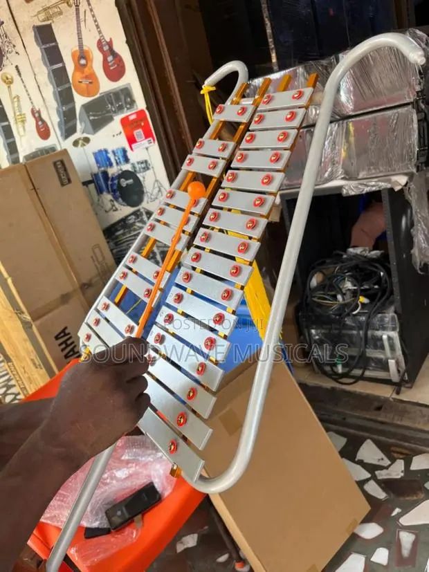 Glockenspiel Available · Photo 1