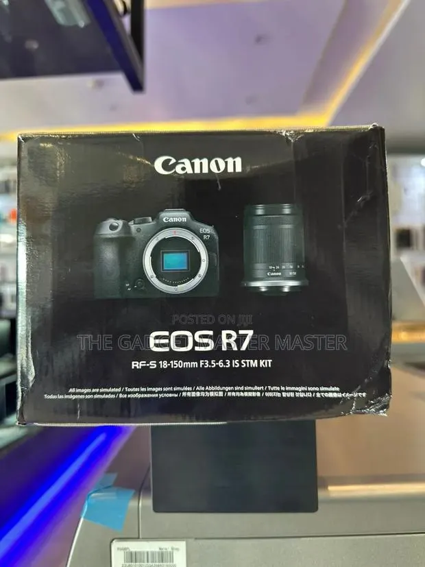 Canon Eos R7 Mirrorless Camera With 18-150mm Lens · Photo 1