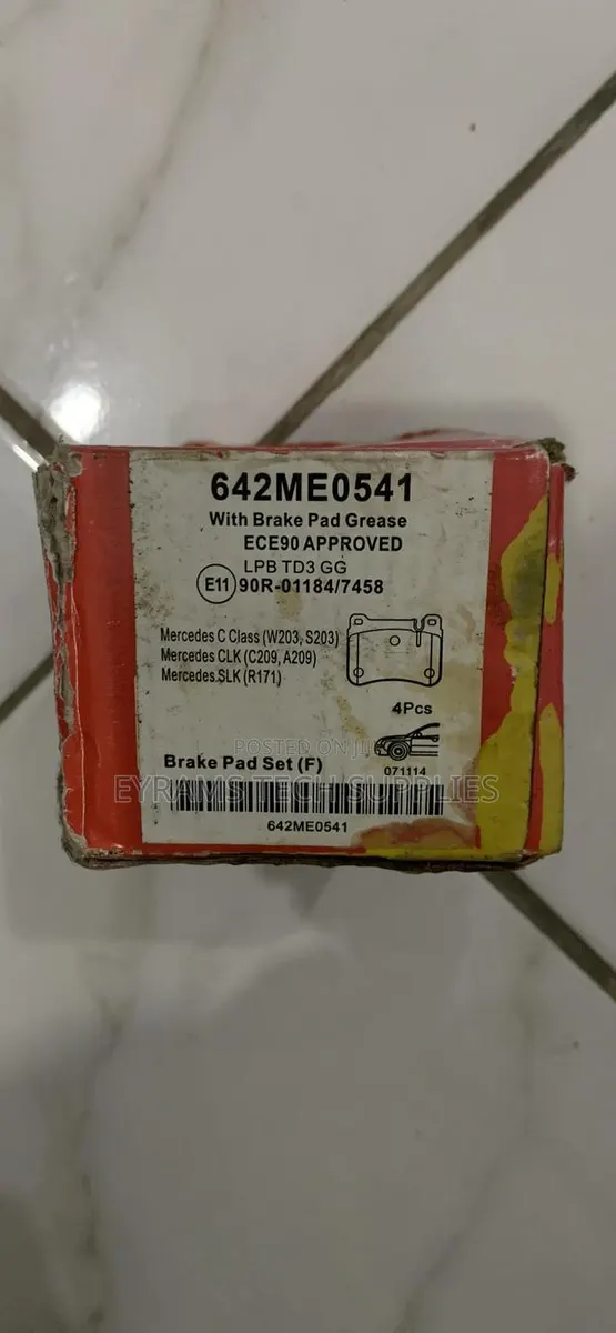 Vetech Brake Pads X4 642me0541 for Mercedes W203 S203 C209 A209 R171 · Photo 1
