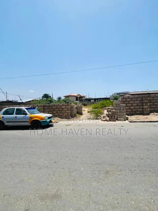 Plot of Land for Sale at Alajo Main Road · Photo 1