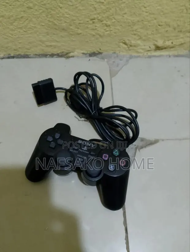 Ps2 Home Used Controller · Photo 1
