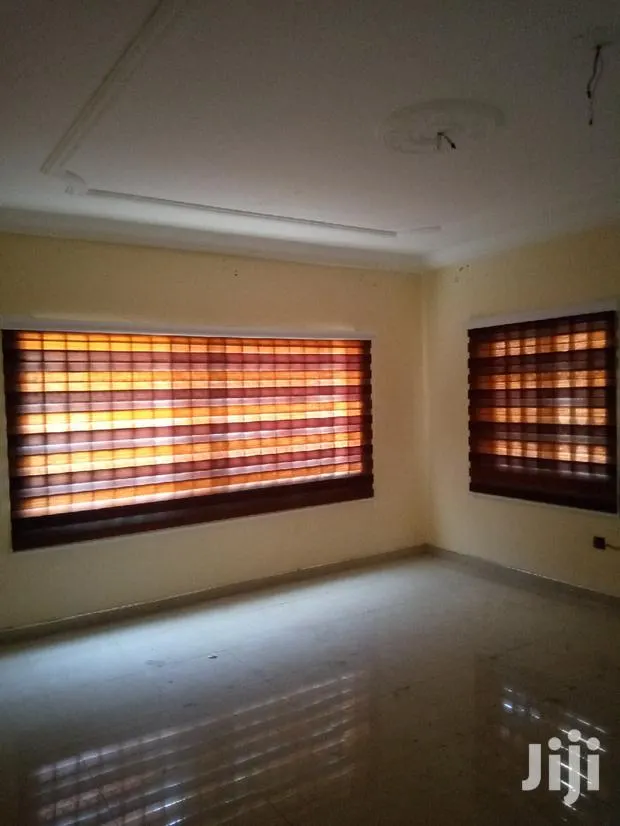Home and Office Curtains Blinds · Photo 1