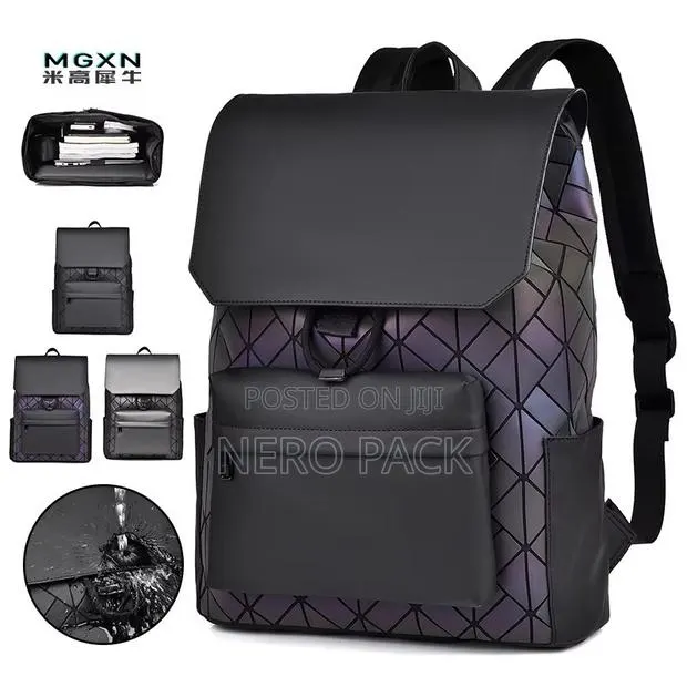 High Quality Multicompartment Waterproof Casual Sports Backpack · Photo 1