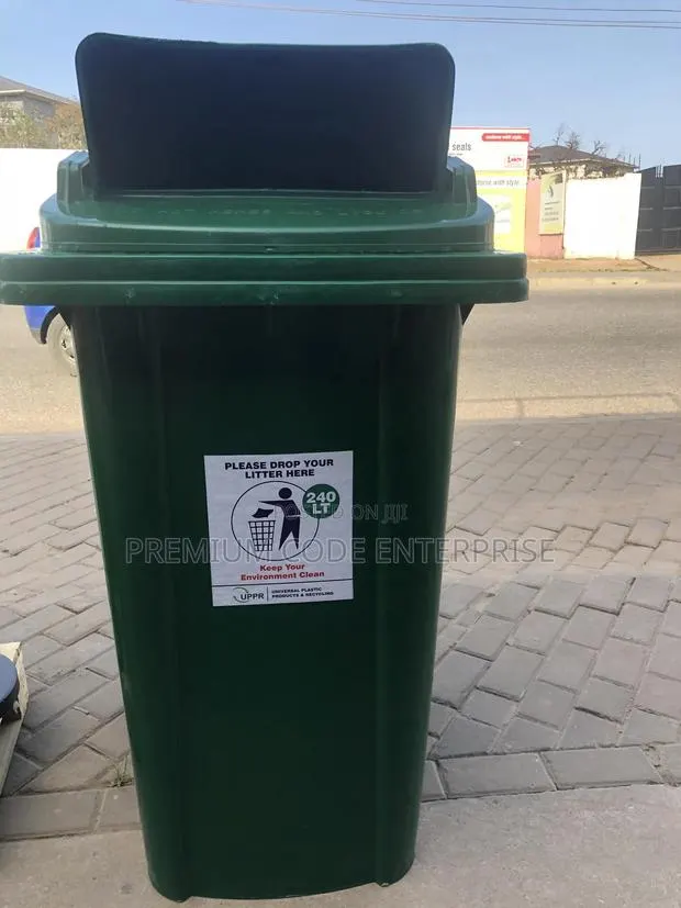 240 Liter Dustbin · Photo 1