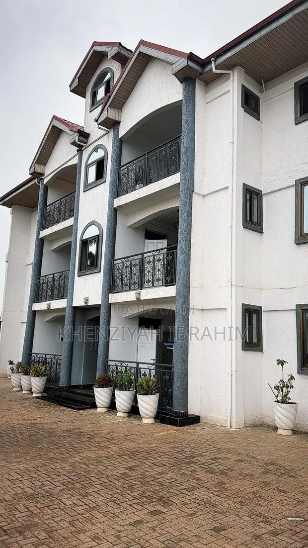 2bdrm Apartment in Adringanor, East Legon for rent · Photo 1