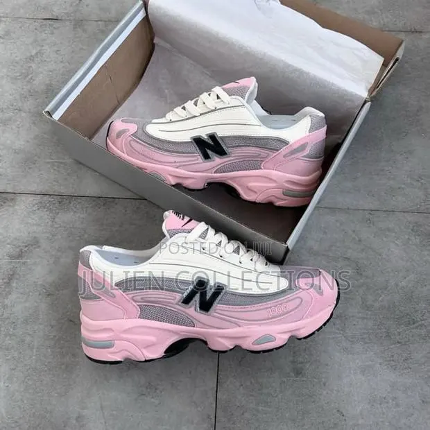 New Balance 1000 Nb Pink White and Black · Photo 1