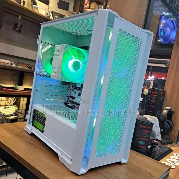New MSI Gaming 24GE 2QE 4K 16GB Intel Core i7 HDD+SSD 1.5T · Photo 1