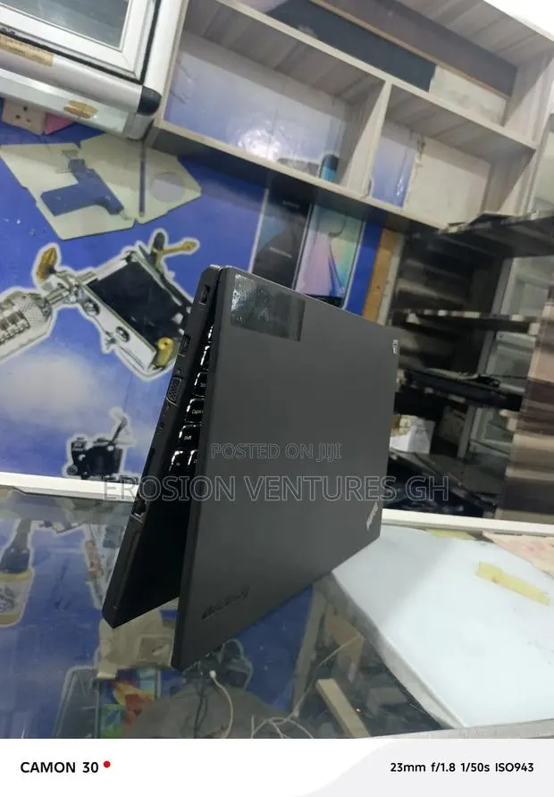 Laptop Lenovo ThinkPad T550 8GB Intel Core i5 HDD 500GB · Photo 1