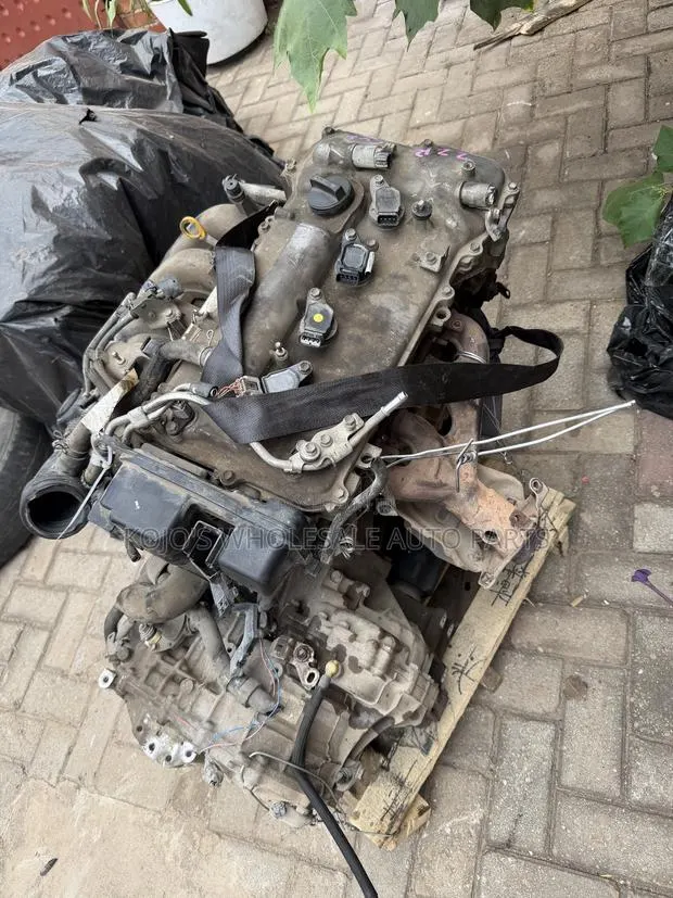 Toyota Corolla Engine 2ZR With 9 Pins CVT Transmission · Photo 1