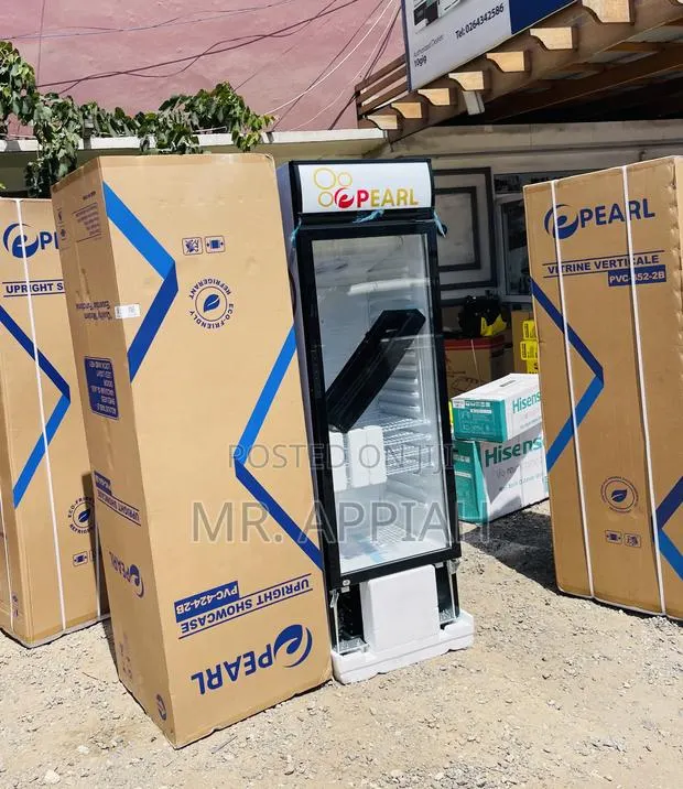 Fantastic Unique Pearl PVC 424 1 Door Beverage Cooler. · Photo 1